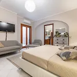 Simius Apartment