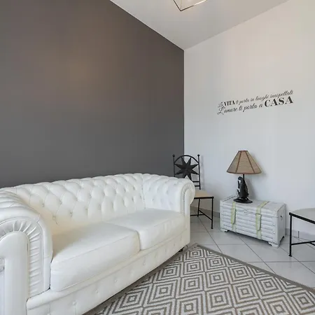 Simius Apartment