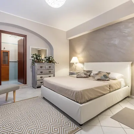Simius Apartment