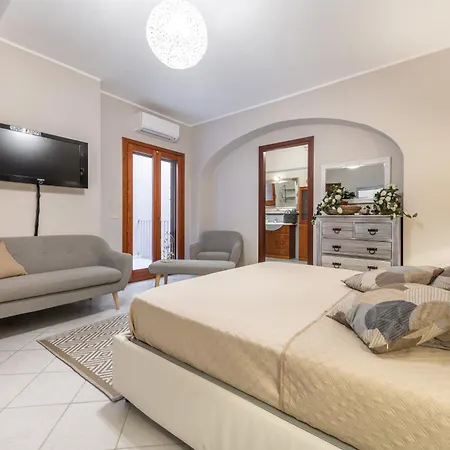 Simius Apartment